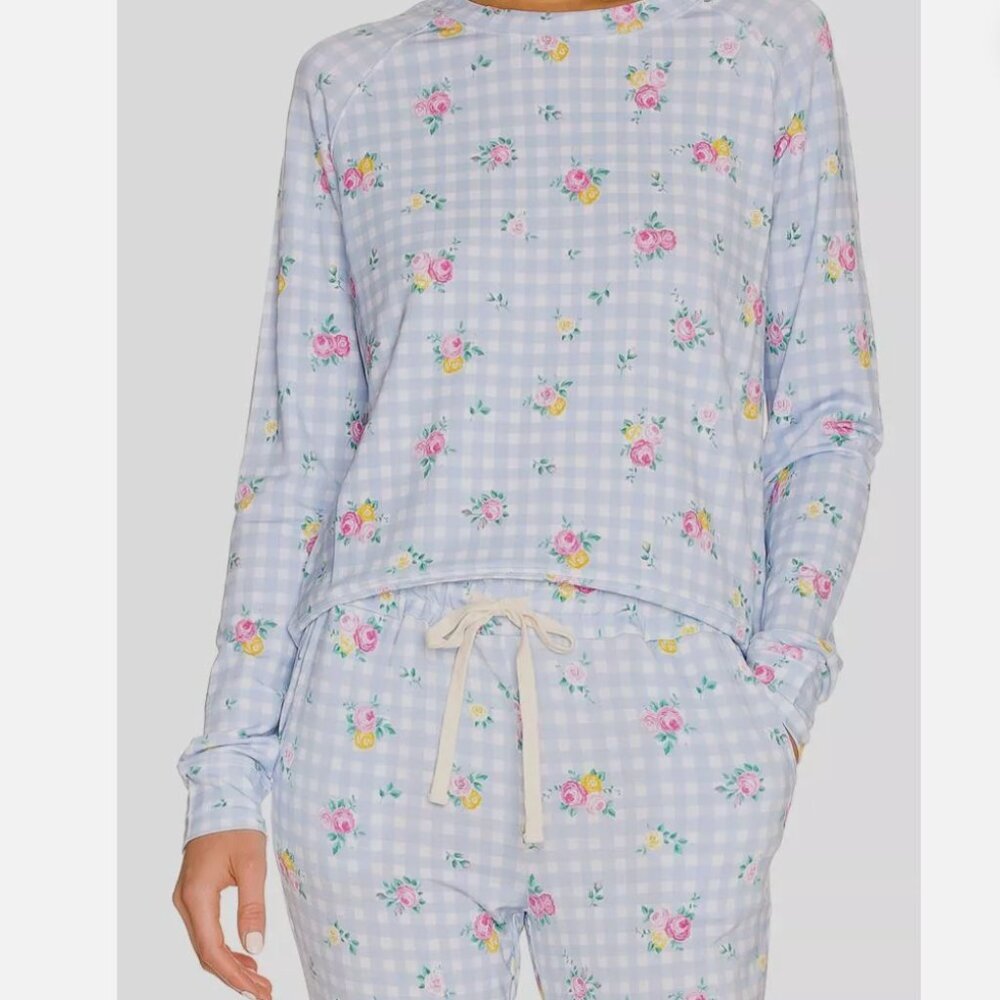 Women's Blue Floral Gingham Long-Sleeve Pajama Set
